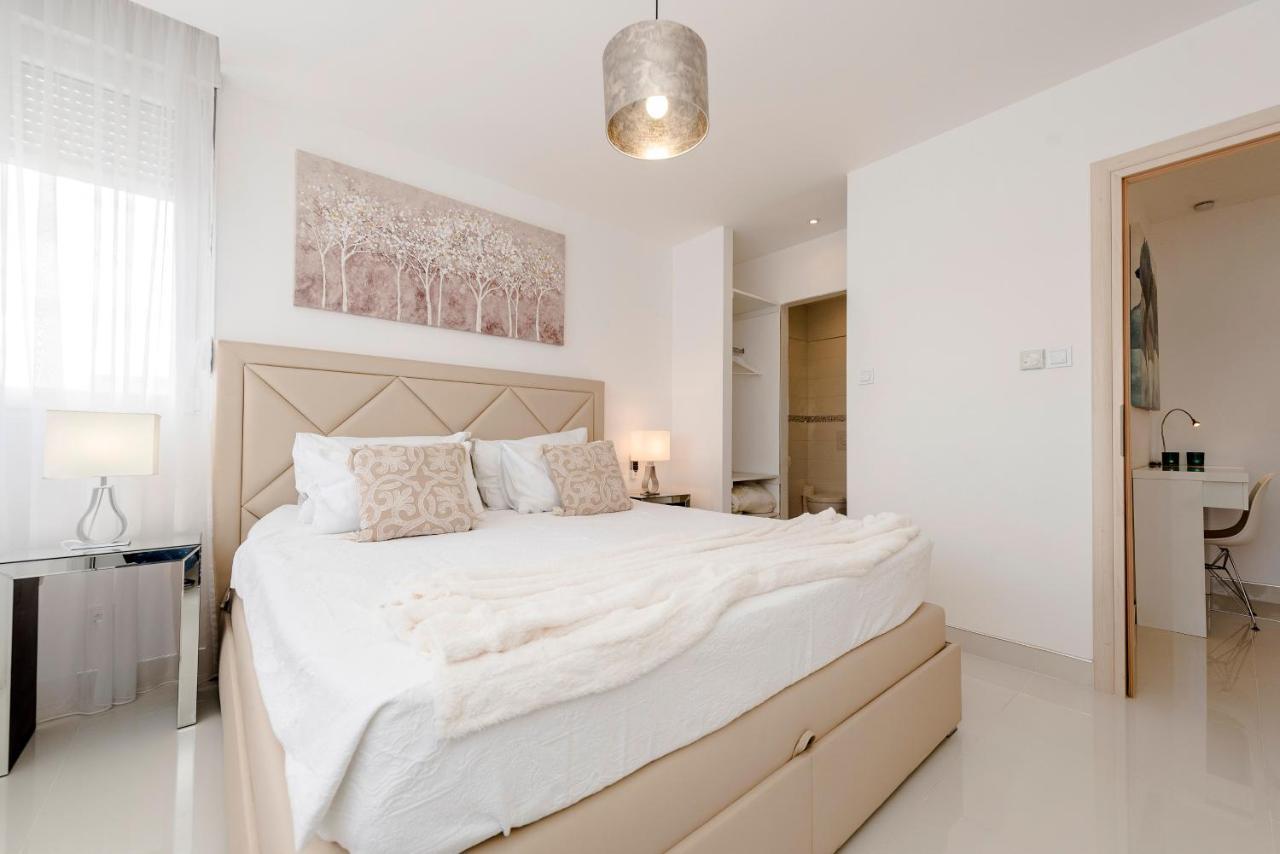 Urban Luxury Apartment 자다르 외부 사진